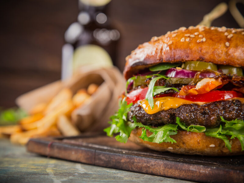 Classic cheeseburger served at a family-friendly restaurant in Destin and Panama City Beach, ideal for non-seafood diners.